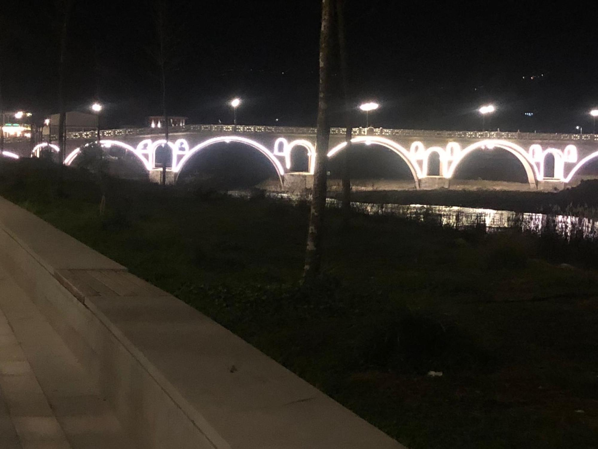 Dhimitri'S Guest House 培拉特 外观 照片